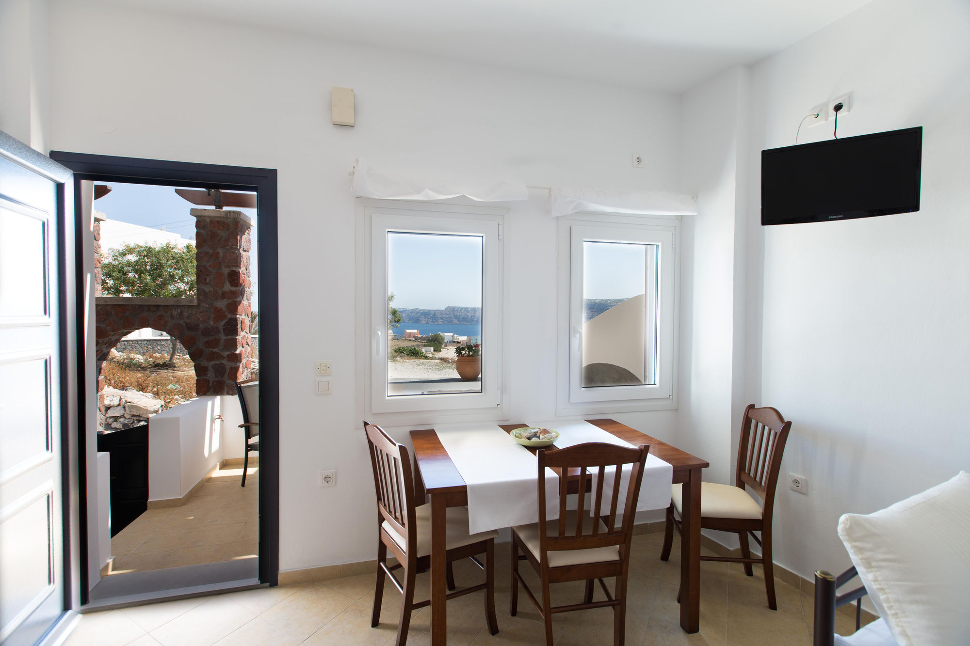 Aelia Suites Akrotírion 외부 사진